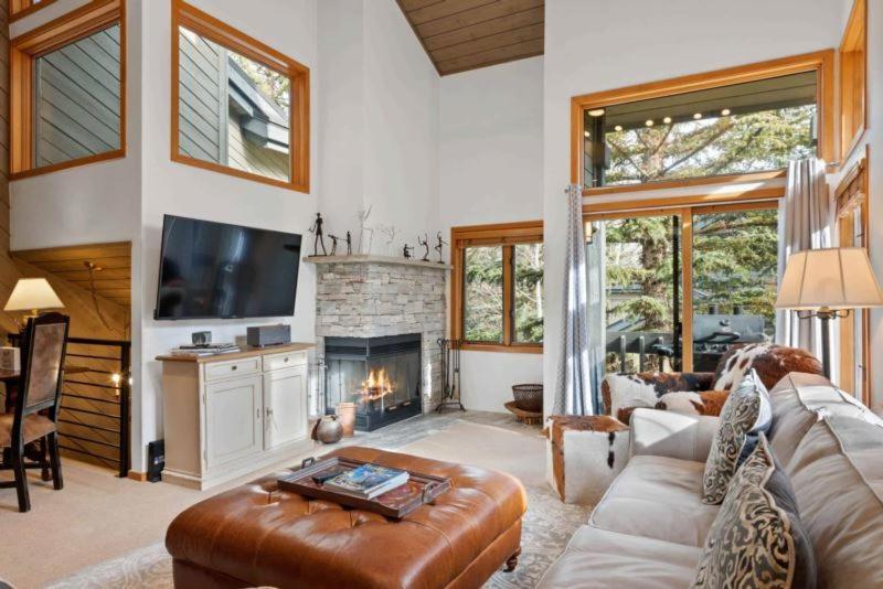 Ridgepoint Townhome 198 By East West Hospitality Beaver Creek Esterno foto
