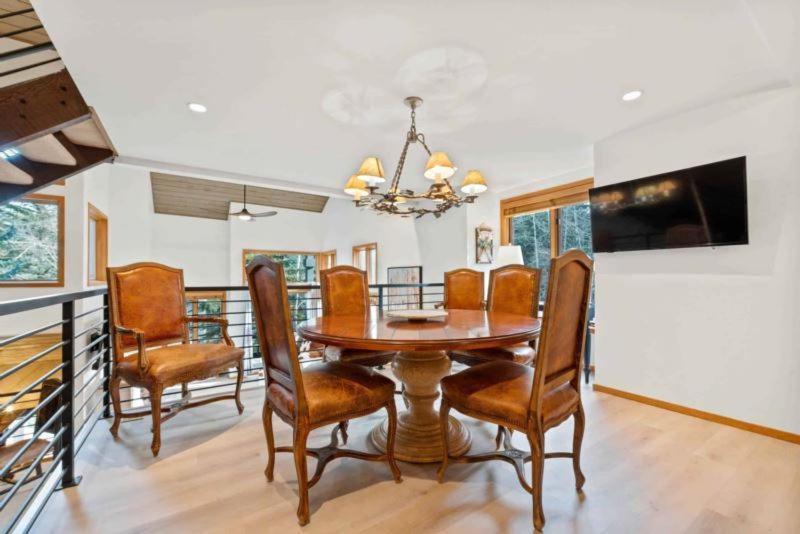 Ridgepoint Townhome 198 By East West Hospitality Beaver Creek Esterno foto