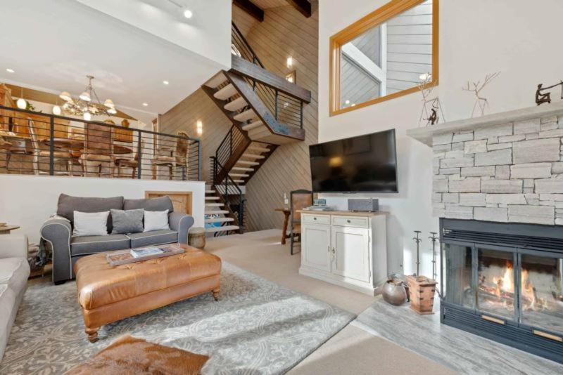 Ridgepoint Townhome 198 By East West Hospitality Beaver Creek Esterno foto
